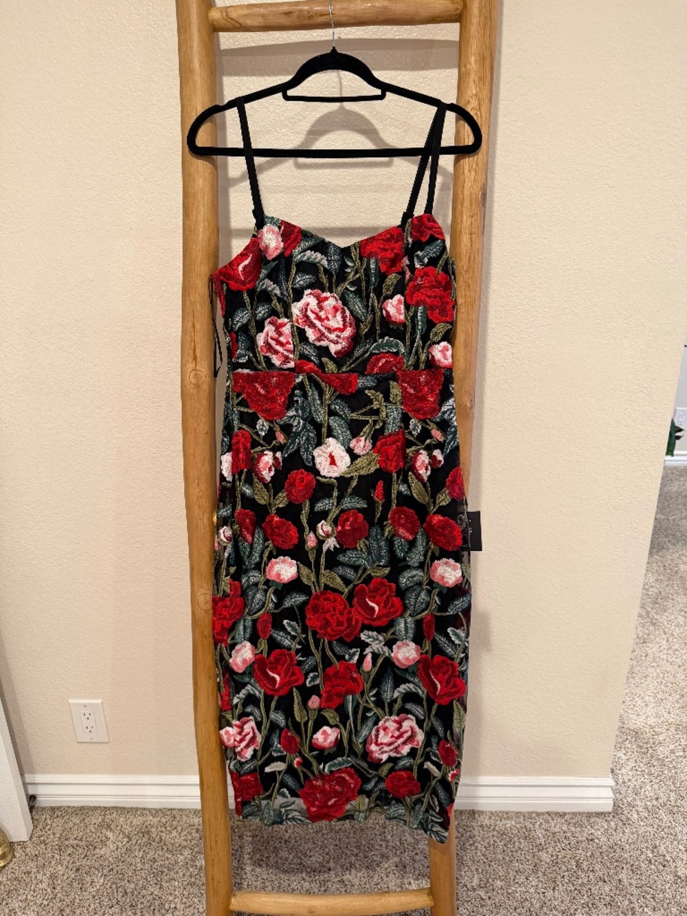 Lulu’s Floral Embroidered Midi Dress